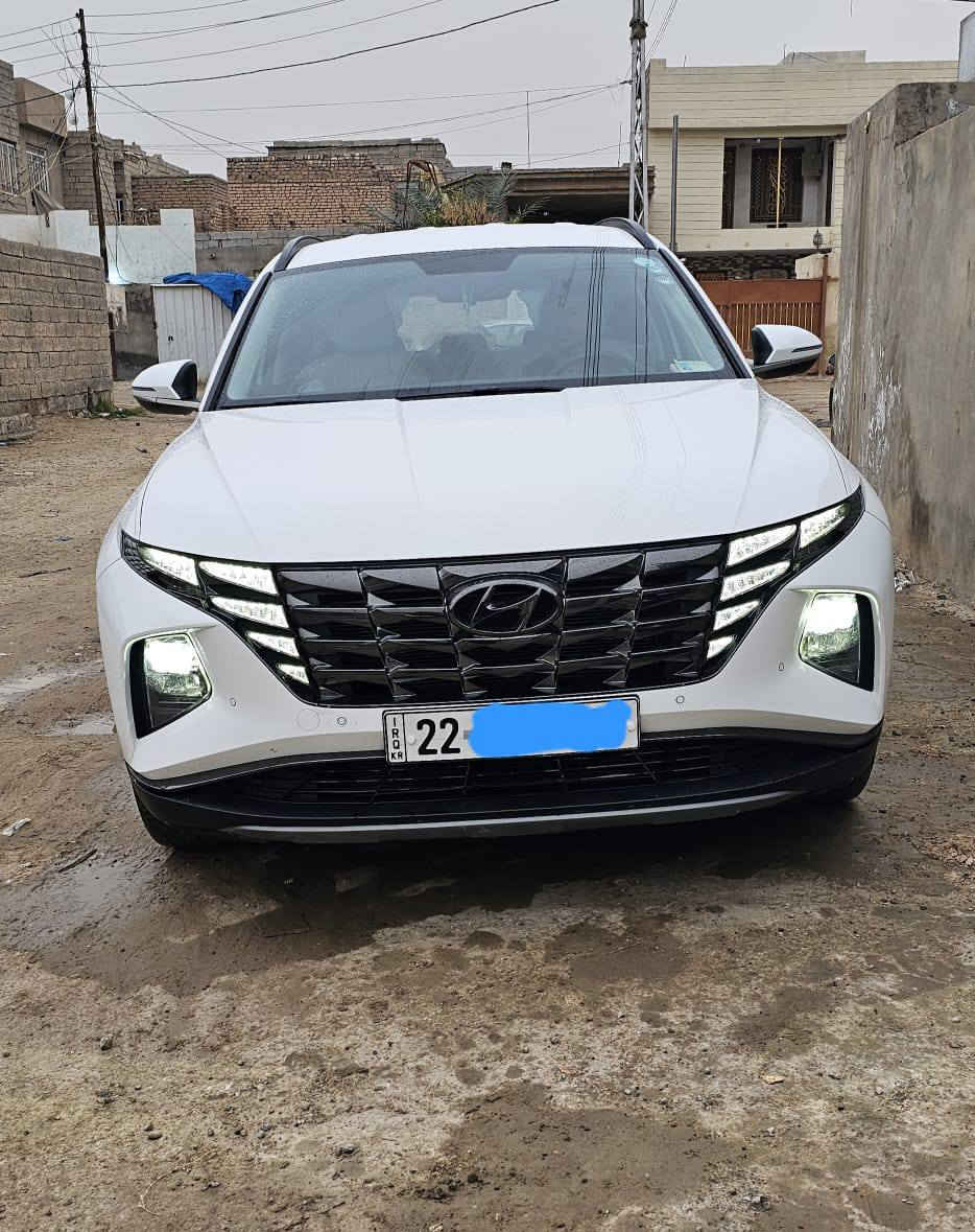 تحيه طيبه السلام عليكم ورحمة
توسان2024 خليجي 
ماشيه60 ألف 

تشغيل بصمة   

تشغيل عن بعد

سايد بريك دگمة   

كشنات كهرباء

اوتو هولد

بك لايت LED

كروس سرعه

بردات ابواب خلفية 

حساسات امامية + خلفية 

تحكم مقود كامل

بصمات عدد 2 

انارة ترحيب

نقطة نزول منحدرات. 

نظام مانع تزحلق 

شاحن موبايل واير ليس  

اشاير بالمري والمري شفط

مخرج AUX + USB‏

وضعيات قيادة
مكفوله  عده بيه بارد بل صندوك مئشر حك شبر 
رقم اربيل شرط تحويل مباشر225 وبيه مجال 
أي استفسار رقم صاحب السيار***********صلا الدين تكريت
