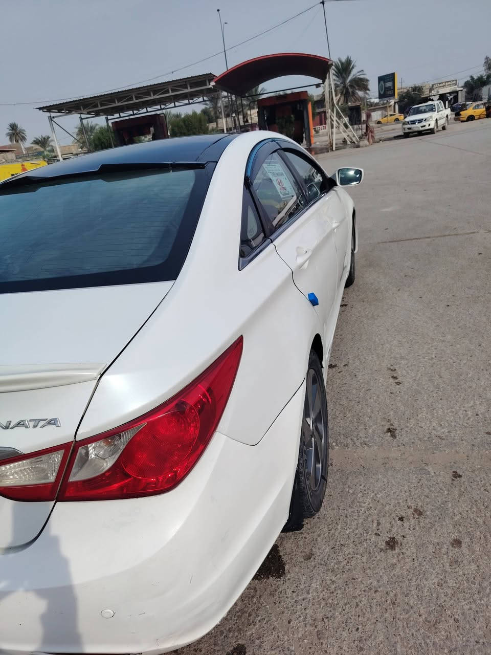 السلام عليكم
عندي سوناتا 11للبيع 
كلشي موظح بالفيديو السياره بااسمي 
مكينه وكير خير من لله سياره جدا نظيفه سعره 120وبيه مجال للشراي الاستفسار ***********
