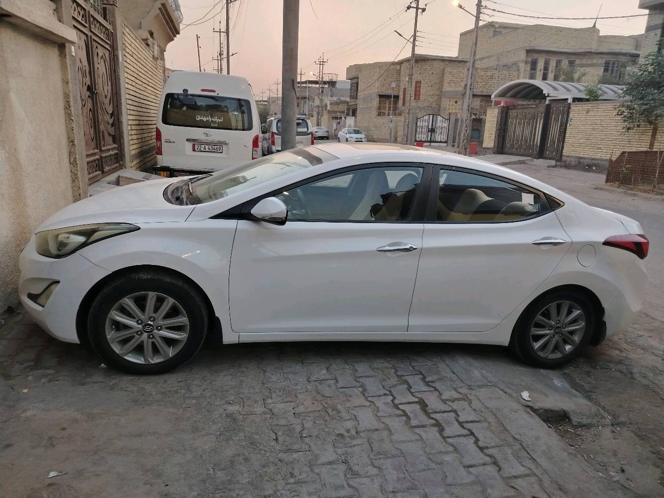 النترا ٢٠١٥ خليجي فول مواصفات محرك ١٨٠٠ لون ابيض رقم دولي بصره بيه ضربه جاملق خلفي السياره جاهز ما بيه أي نقص ماشيه ٢٠٤ الف سياره نظيفه ما متعوبه
رقم تليفون ***********