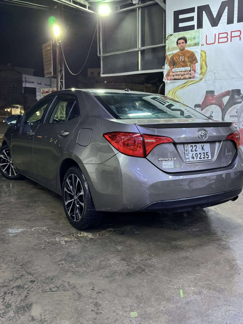 السلام عليكم
كورلا 2017 xse فول اعلة فئة بل كورلا 
حادثهة سرقة جاملغات امامية 2 وبنيد صبغ فقط بدون ايرباك ماشية 88mil محرك 1800 الون فيلي السيارة باسمي
المواصفات 
رادار امامي 
مانع اصطدام
تحديد مسار 
لايتات زنون
تدفئة كشنات 
كشنات جلد 
شفتات ستيرن 
مثبت سرعة 
فتحة 
بصمة 
دخول ذكي 
مكان السيارة بغداد
الرقم للتواصل ***********
