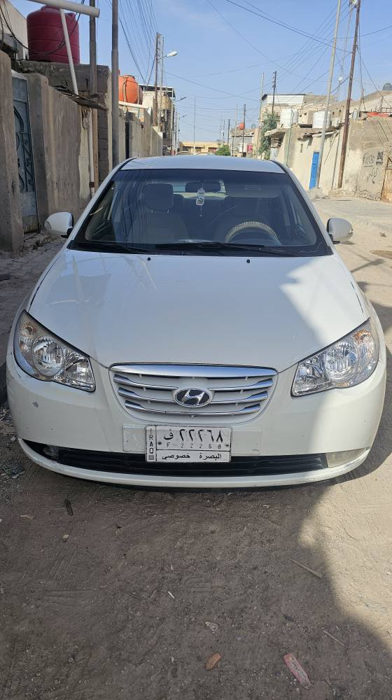 السلام عليكم
النترا ٢٠١٠ خليجي رقم بصرة بأسمنة كفالة ضربة وصبغ وتبديل.. التقرير موجود بالصور
تخم تاير جديد باتري جديد تبريد تدفئة  شاشة كامرة تحكم استيرن جهتين بس مارابطي بالشاشة  مكينة ١٦٠٠ 
حدادية نص ونص.. موجودة بالبصرة الحيانية .. السعر 100 وبي مجال قليل
***********
*********** البصرة, العراق
