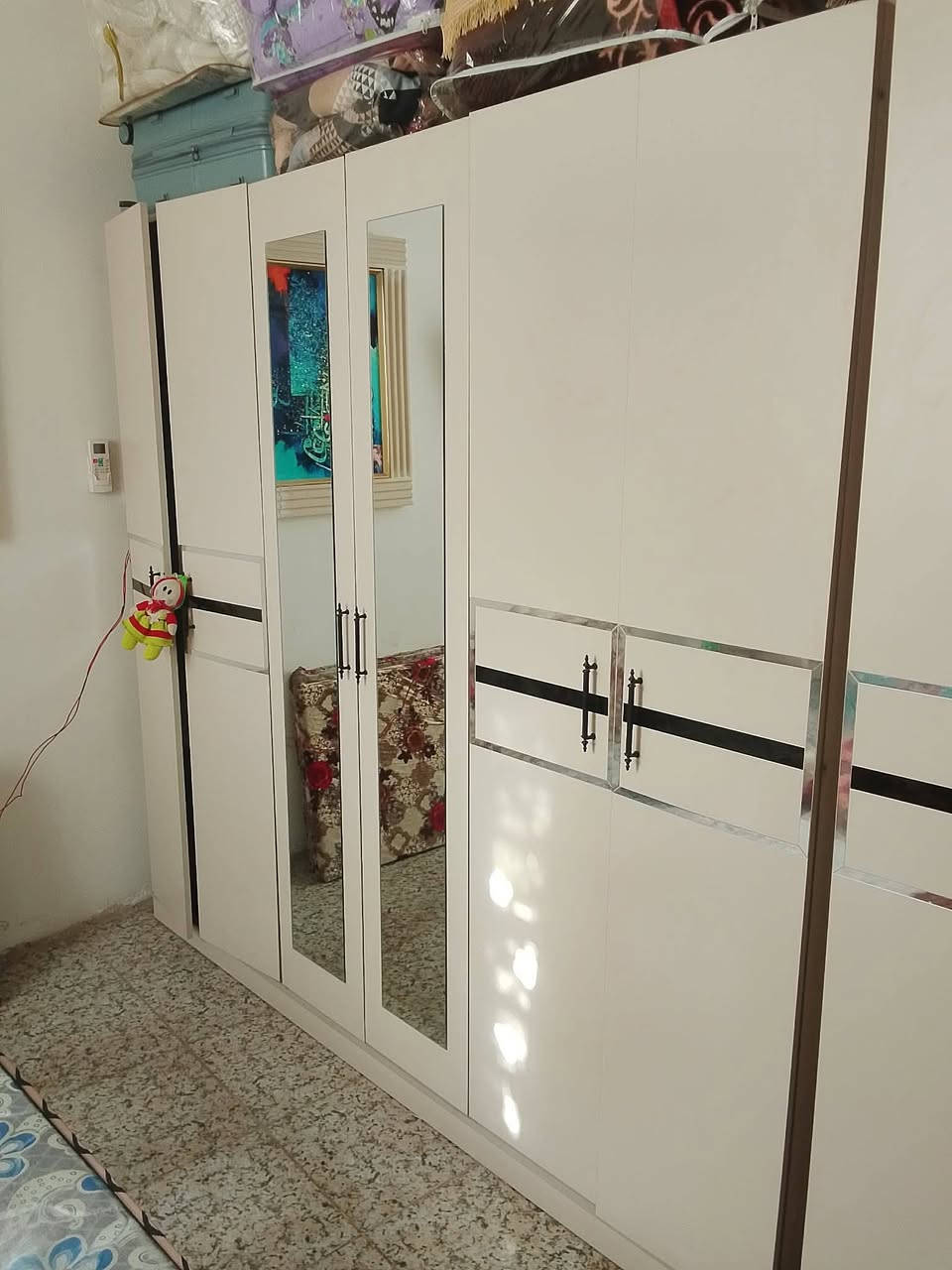 غرفه استعمل اقل شهر بسبب نقل سعر 500 وبي مجال لشراي  مكان بغداد سريدات


**إذا كنت صاحب هذا الإعلان وتريد حذفه لأي سبب، رجاءا أرسل رسالة إلى الدعم الفني**