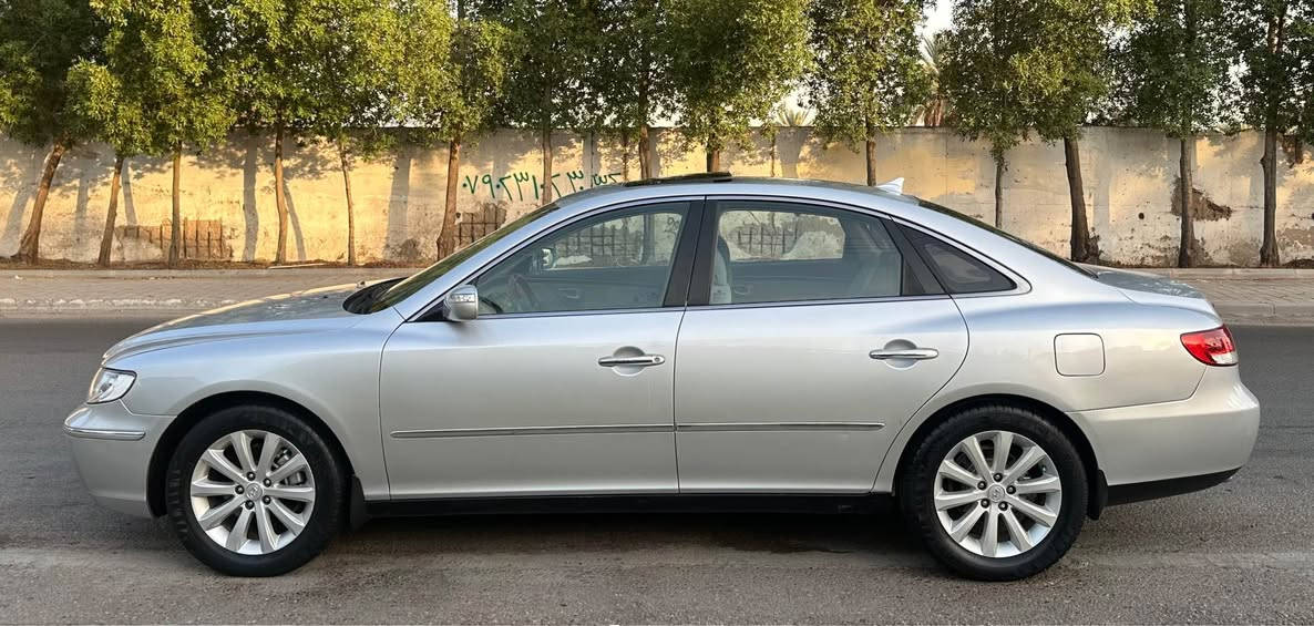 السلام عليكم 
أزيرا 2008 خليجي
رقم جديد 
المواصفات 
فتحة
 تحكم ستيرن 
قطعتين تبريد
شاشة 
محرك 2700  
السياره بيهه صبغ حزام 
مكان السياره بغداد العامرية شارع المنظمة
السعر 85 وبيها مجال 

***********
*********** بغداد, العراق
