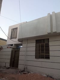 عندي بيت للبيع في البوبيات حي الزهراء مساحه 70متر قريب على شارع بناء ج...