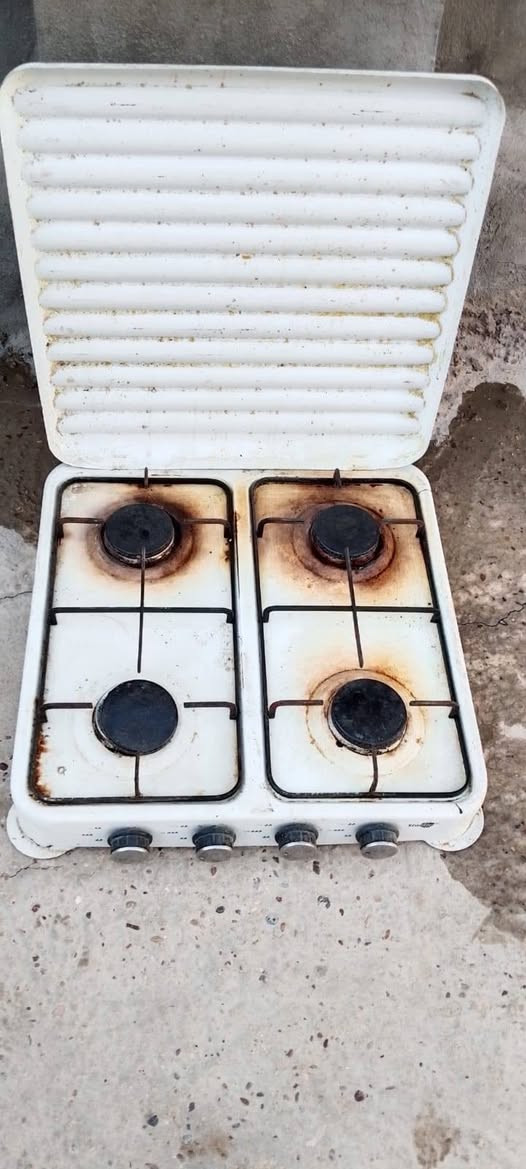 غراض للبيع العنوان نجف شارع المطار كلهن شلع 165 هذا رقمي *********** النجف, العراق
