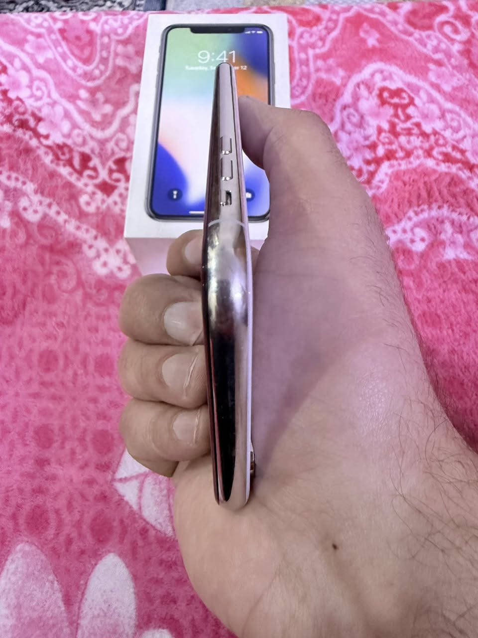 السلام عليكم اخوان
ايفون x ذاكرة ٢٥٦ شرق اوسط مبدل شاشة نوعية زينة بطارية الاصلية تحتاج تبديل فيس ايدي شغال ومكفول من الخلل
السعر ١٥٠ الف وبيه مجال


**إذا كنت صاحب هذا الإعلان وتريد حذفه لأي سبب، رجاءا أرسل رسالة إلى الدعم الفني**