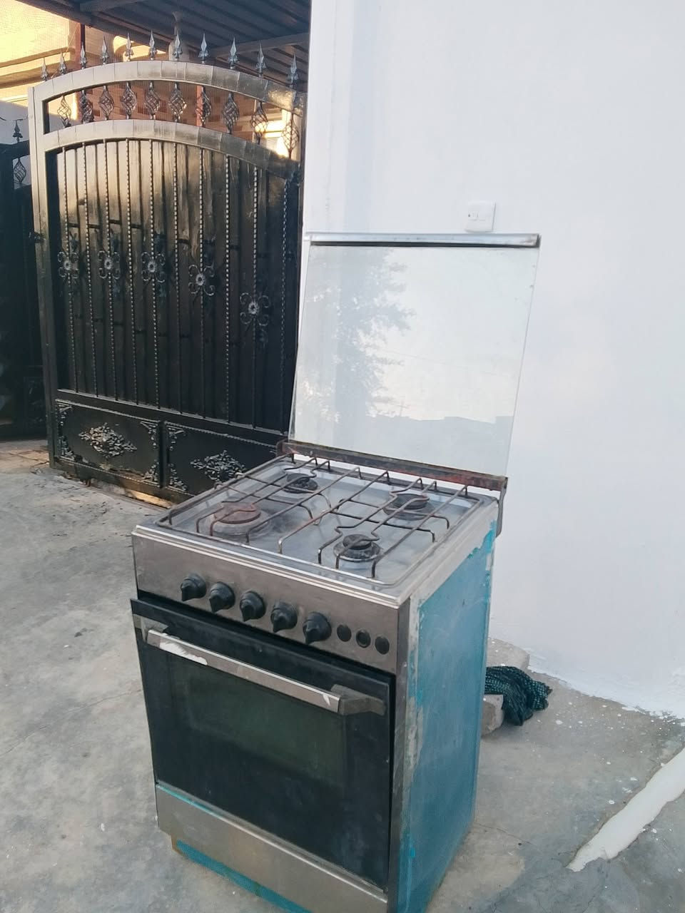 طباخ عده اربع عيون يشتغل ضمان .
كركوك قادسيه ثانيه 
سعر 35 وبي مجال
***********
