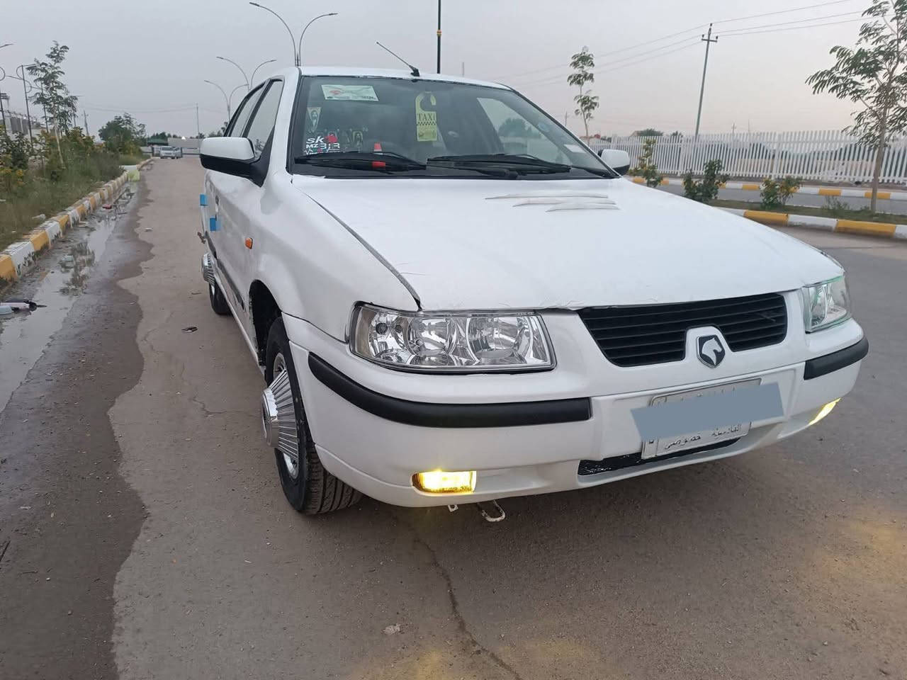 السلام عليكم رجآ إذا مو شراي أو تحس السياره بعيده عليك لا تكلي امسحه المنشور ولا تواعد كذب رجآ شراي تعال وحياك الله//سمند موديل 2010/رقم قادسيه راعيه بل حمزه تحويل مباشر سنويه صاقط بل 2020//مكينه وكير وحداديه تخم تاير باتري كهربائيات جاهزه مسجل سماعات مدوشه حلوه جاهزه  فقط بديه شوف العين بي صبغ وبي تبديل اتكفل اصوليات وتحويل وغرامات وضربه وكصه وعيب شرعي مكان السياره الناصريه مركز السعر//25/وبيه مجال قليل كلش ///***********//أقره المنشور وخابر
