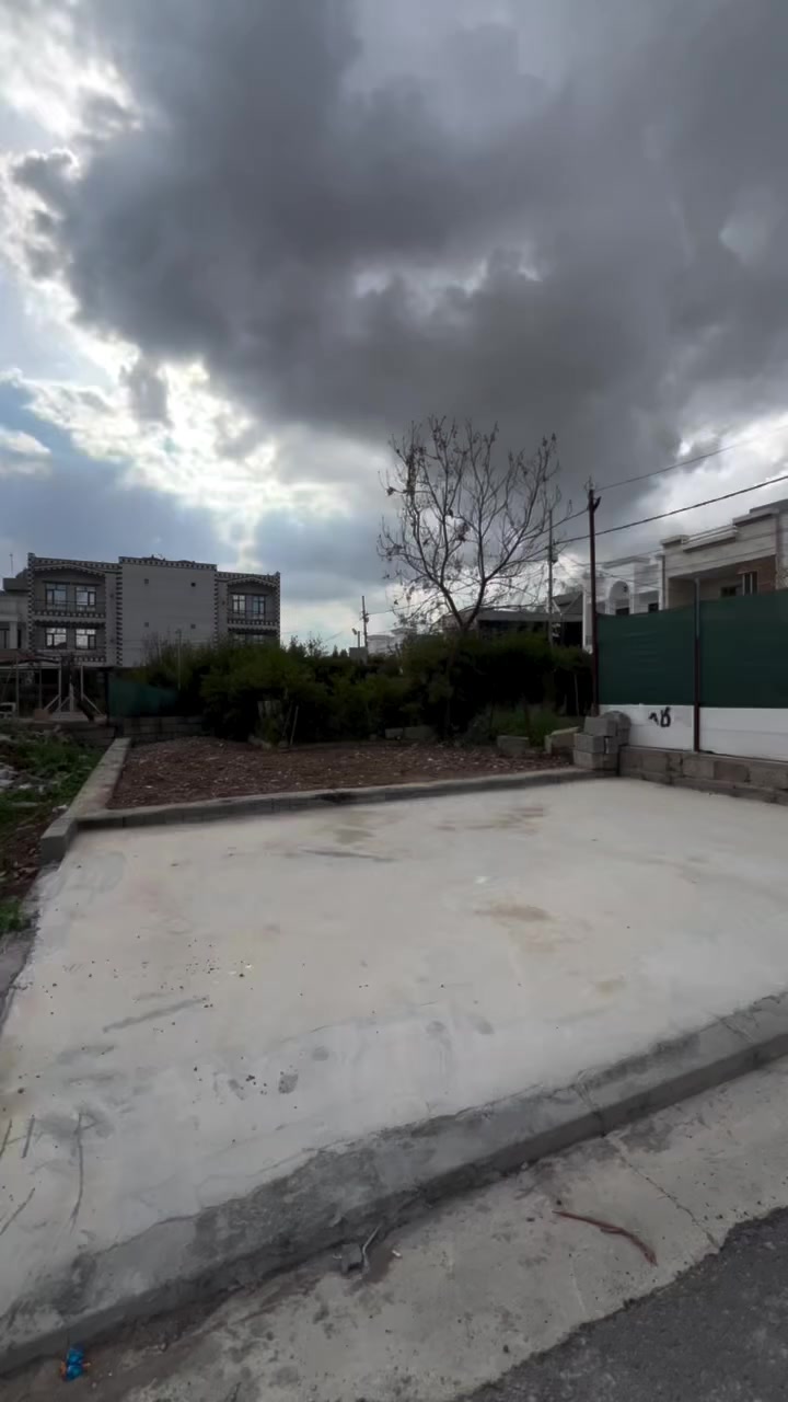 عقارات هەنگاوی داهاتوو  
خانوو بۆ فرۆشتن
شوێــن || هەولێر-   فرمانبران                              🛣
ڕووبەر :  125   م٢ 
  نرخ: 10 دەفتەر و     وەرەقە  💵 
بۆ زانیاری زیاتر پەیوەندیمان پێوە بكەن ......☎️📱
*********** 
‎ــــــــــــــــــــــــــــــــــــــــــــــــــــ 
بیت للبيع  ...🏘
المكـــان || اربیل-   فرمانبران                         🛣
المساحة ||  125  م٢    ✅
 للسعر: 10 دفتر    💵 و     وەرەقە.    💵
للاستفسار اتصلوا ........☎️
***********
