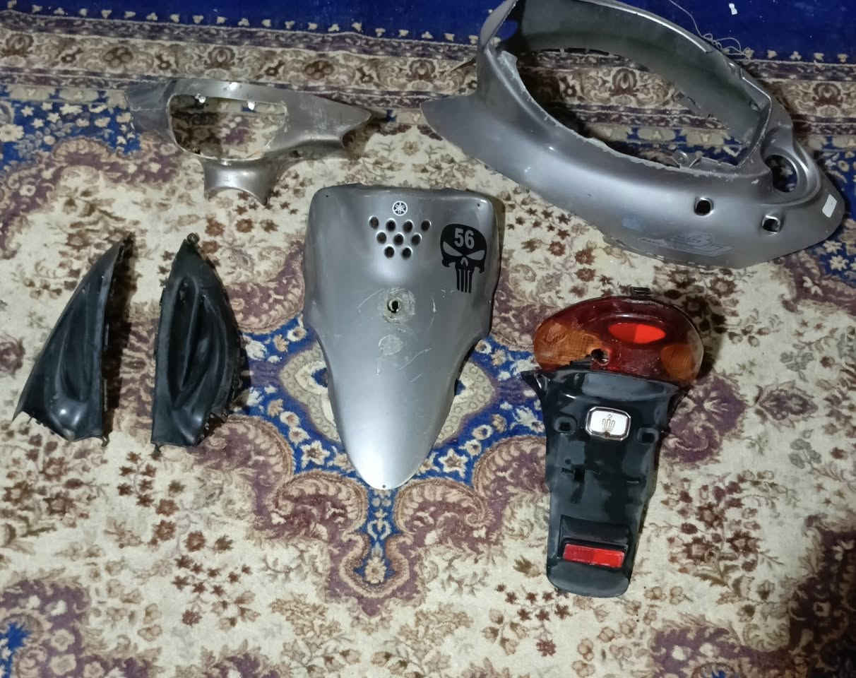 كفرات تسع زروف للبيع شراي يراسلني وتساب ***********
