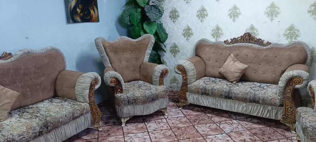 تخم ملكي 10 مقاعد نضيف تسكام اخو الجديد اي ضرر مابي السعر 300 وبي مجال المكان بغداد واكو توصيل


**إذا كنت صاحب هذا الإعلان وتريد حذفه لأي سبب، رجاءا أرسل رسالة إلى الدعم الفني**