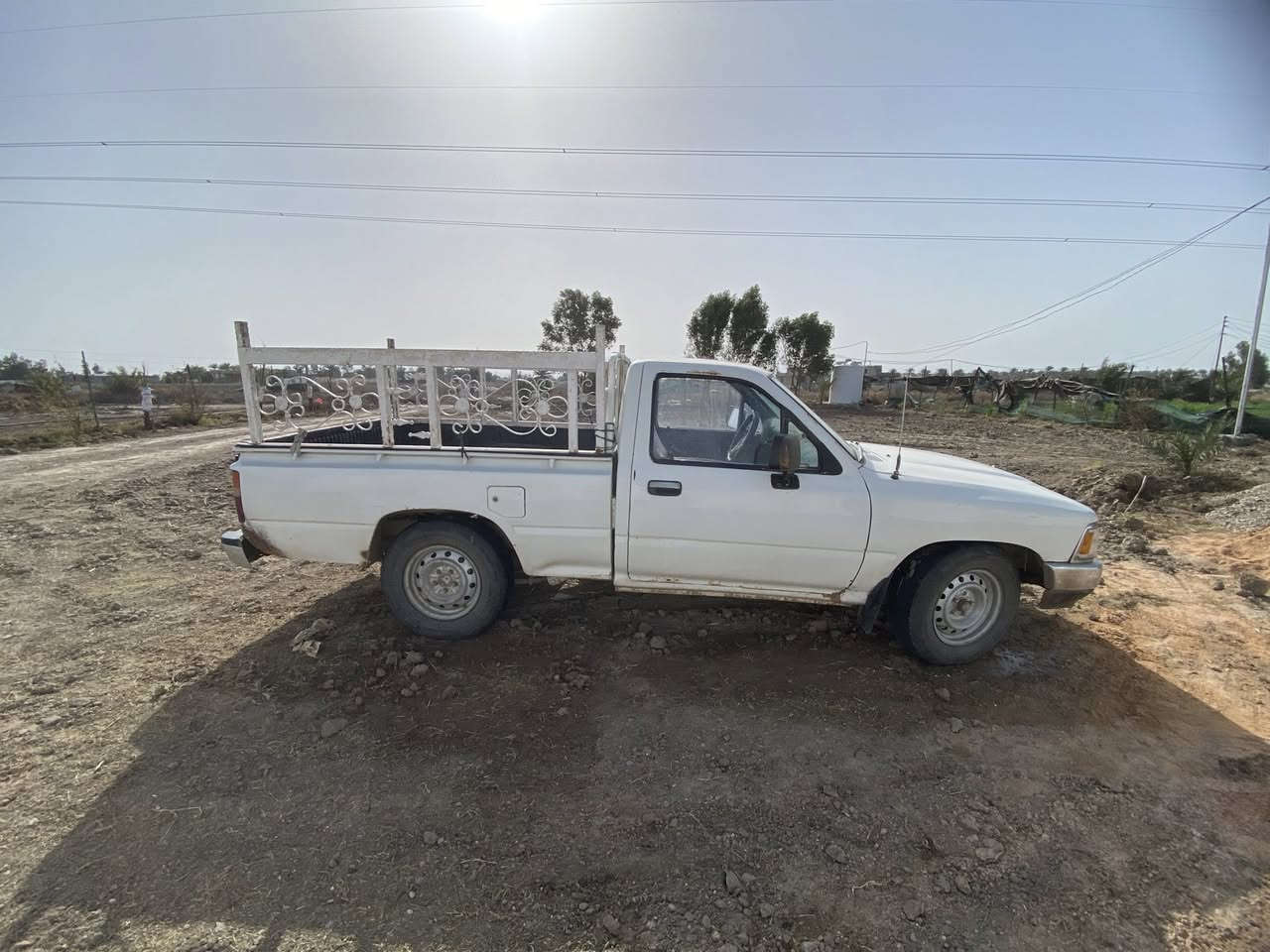 سلام عليكم بيكم موديل 91تحويل مباشر تخم تايرات جدد محرك نضيف رقم السيارة  صلاح الدين المكان بغداد المحمودية ناحية الرشيد اليوسفية السعر 45او بيهة مجال حك الجية رقمي ***********
