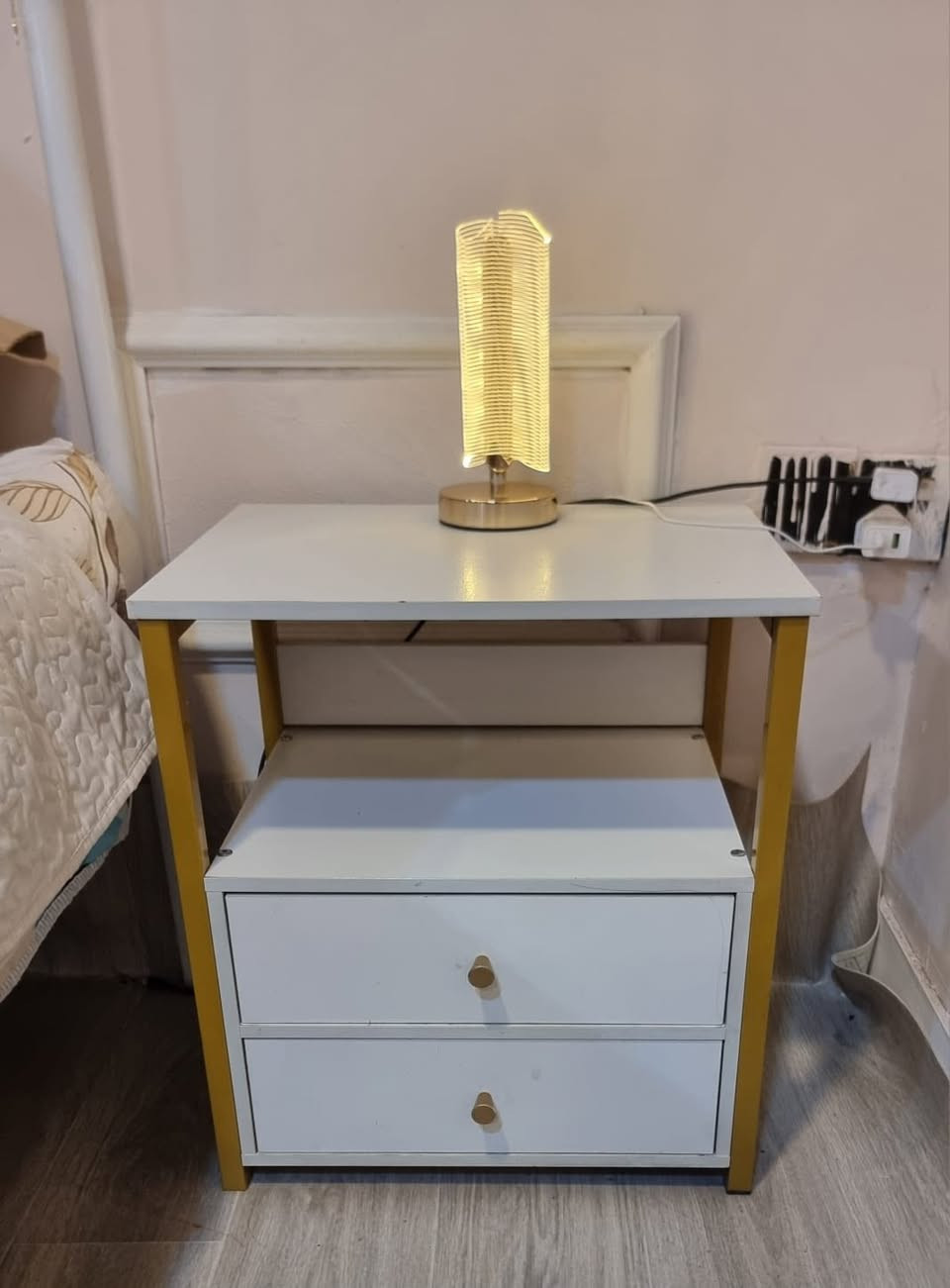 اسلام عليكم غراض  للبيع جديده السبلت استعمال شهر واحد فقط طن ونص الماركه كارير الضمان 6 سنوات الغساله نضيفه جدن جابوهه من السويد اوربي اصلي  ميز ابلازمه جديد استعمال شهرين ميز صغير عدد 3 نفس الدزاين //// السبلت السعر550 الغساله السعر 400الميز البلازمه السعر 100 كومدي عدد 3 الواحد عله 10


**إذا كنت صاحب هذا الإعلان وتريد حذفه لأي سبب، رجاءا أرسل رسالة إلى الدعم الفني**