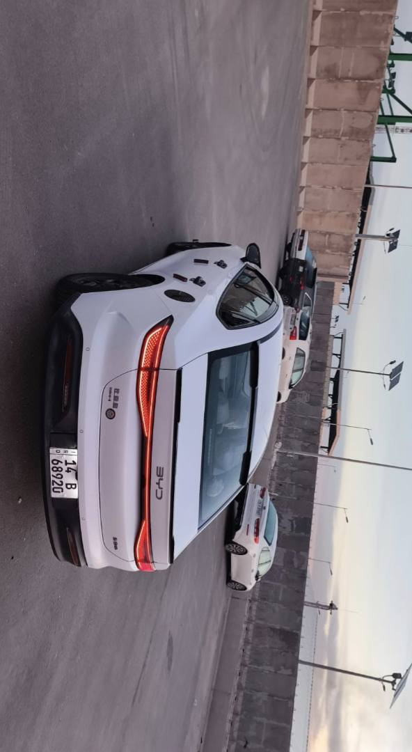 ‏السلام عليكم  / مكلف بالنشر /
‏
‏بي واي دي  سيل فايف   (2025) 
‏
‏رقم *بصره*الدولي*  وراعيهه هم بالبصره
‏
‏السياره (كفاله عامه من كلشي)  ماشيه (3000) فقط
‏
‏السعر(١٢٥)  المكان ،البصره،الزبير، رقم ***********
‏
‏
‏
