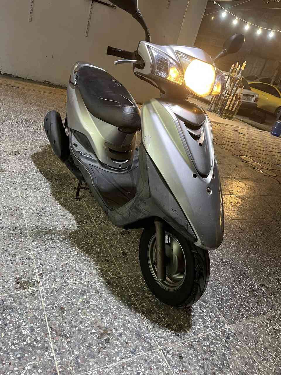 دراجه بغبغاء رمبه كفاله ماشيه 16الف مكان الامين الثانيه رقم 
***********
