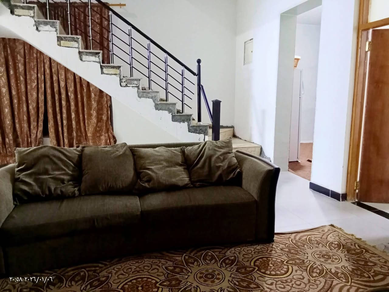 السلام عليكم منزل للبيع بناء حديث 2024
المنزل في منطقة الجعارة شارع السجاد قريب على الشارع العام
مساحة المنزل 450 متر  الاساس رفت بناء حديث طابوق قريب على الشارع العام خدمات ماء كهرباء تبليط نوع العقار طابو زراعي سند 25
مساحة البناء 160 متر 
الطابق الارضي يحتوي على :
استقبال
صالة
مطبخ
غرفة نوم
صحيات داخلية 
صحيات خارجية 
الطابق الثاني يحتوي على :
غرفه نوم
صحيات
صالة

للأستفسار ***********
