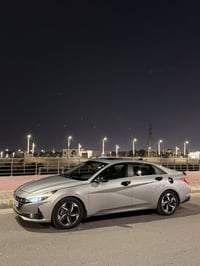 ٢٠٢٤ • ٢٠٠٠ سي سي • فتحة سقف