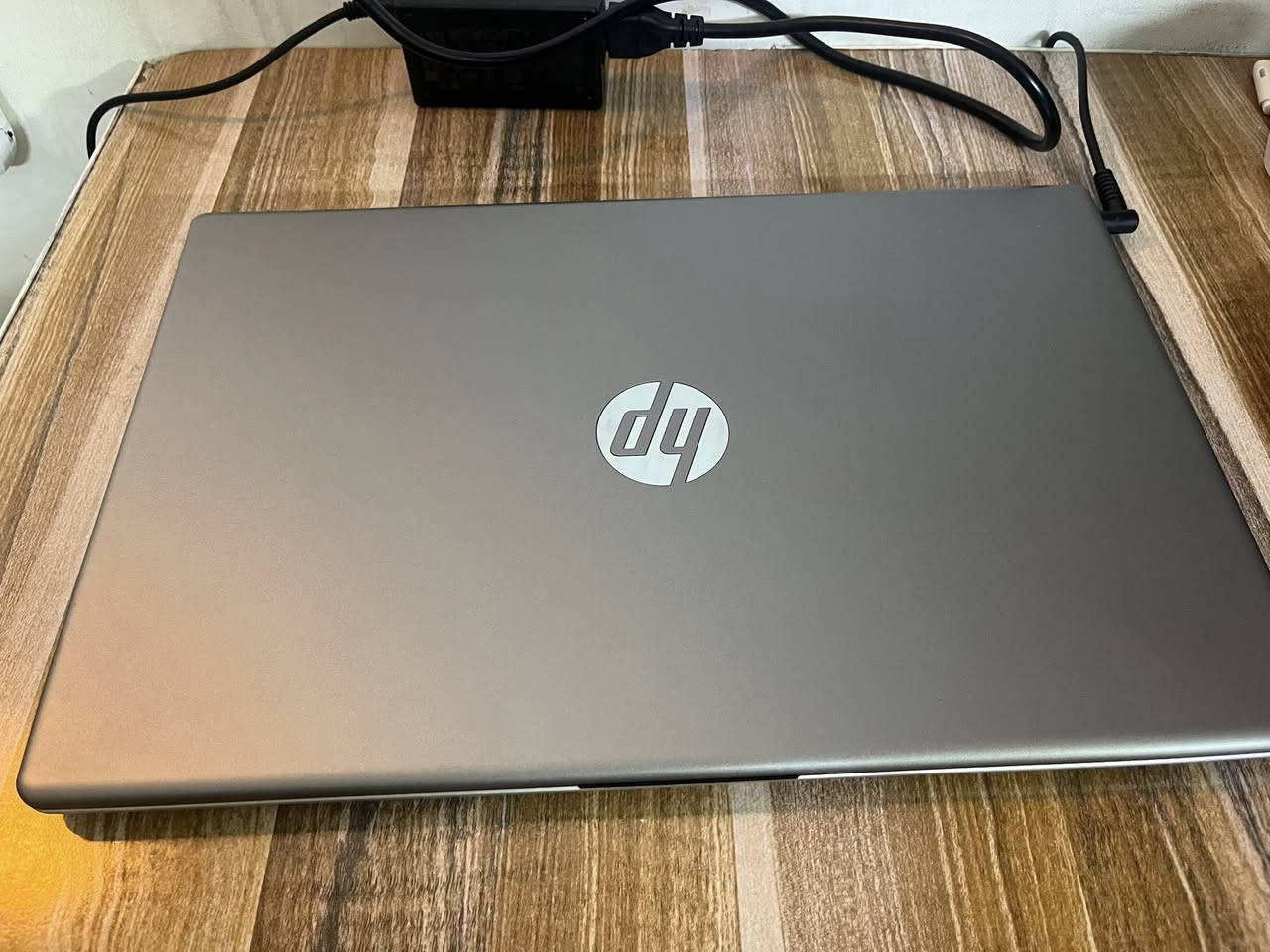 لابتوب hp 250 15.6 inch G10 Notbook
الحاسبه بحاله ممتازه
مناسبة للعمل والدراسه والتصاميم الهندسة والمنتجة
استخدام قليل مواصفاته فول
Core i7 - 1355U
Ram 16GB
 نظام وندوز اورجنال اصلي 
بيقه المواصفات مرفقة بالصور

السعر ٦٢٥ 
 مكان بغداد / الدورة 
للاستفسار 
***********
