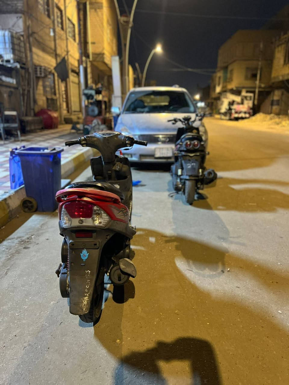 السلام عليكم دراجه للبيع قبل أسبوعين طالعه حاويه كفاله عامه مكينه عل ابلاد وكفر اصلي الدراجه اي نقص مابيهه تجي تفحص وتاخذهه+الدراجه حالين بيهه ويل نجمه اصلي واذا ما تريد الويل السعر يختلف وذا وياهه الويل هم سعر يختلف مكاني ناصريه مركز ***********
