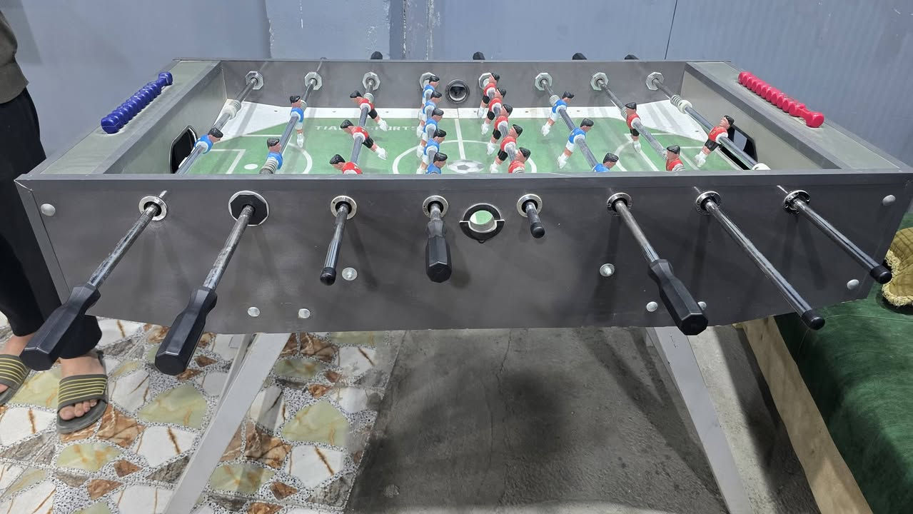 فيشه نظيفه للبيع السعر 200 قفل 
***********
