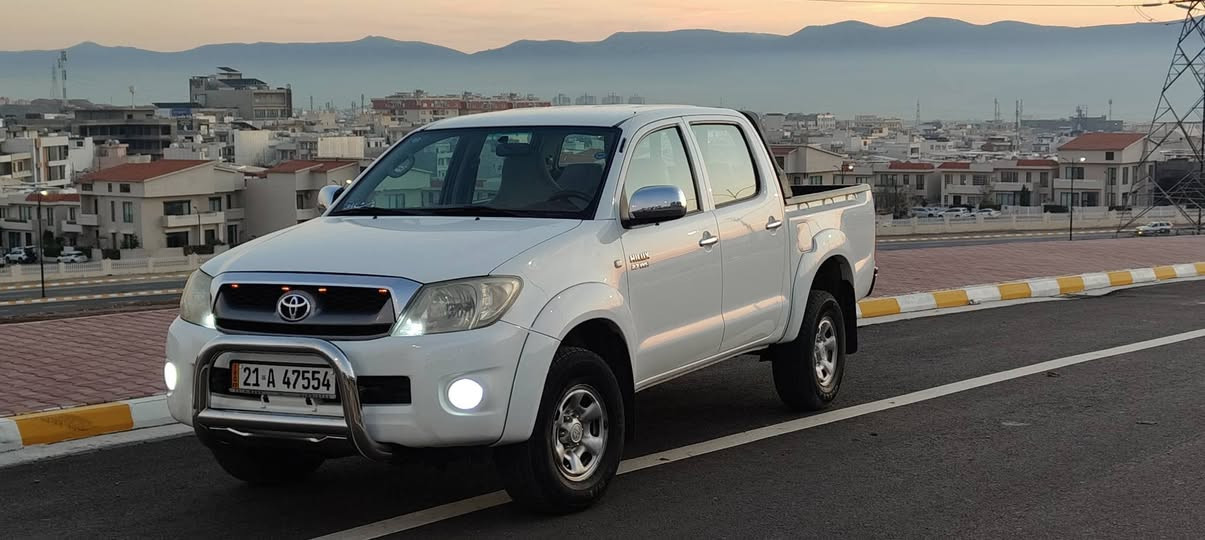 توێتا هایلوکس مودیل ٢٠٠٩ سعودی
ژ.م ***********یان***********
شوێن سلێمانی نرخی ١٧٣گەڵا
مەکینە نەکراوە ٢٣٠هەزار ڕۆشتوە
بێ بۆیاخ نموونەیە لەجوانی بطڵ و ABSو ناوسوور شاشەو کامێرا و زینۆن
هیچ مەسروفی نیە کارەبای و تەبرید و گەرمی و تندوتۆڵی بەشەرت
ڕەقەم و هەزەی تازەیە سەنەوی بەسەرچوە تەحویل بەشەرت السليمانية, العراق
