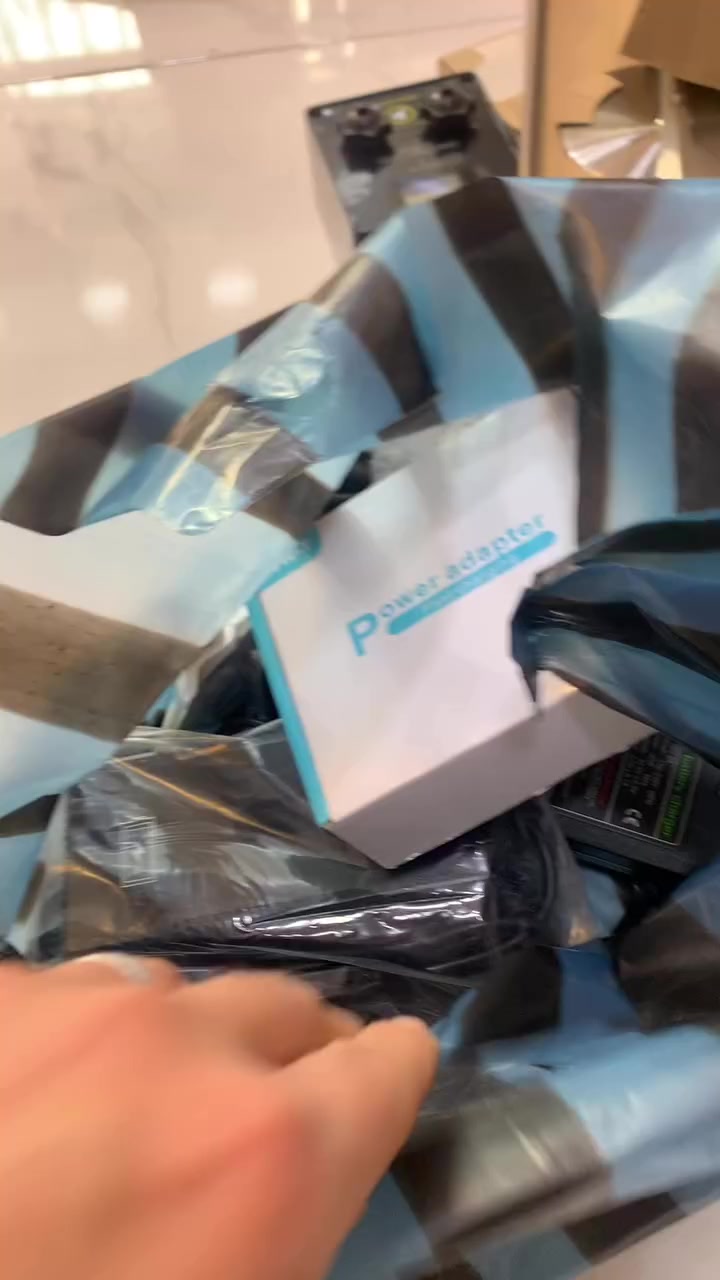 شلعه شواحن شوف الفيديو للاخير


**إذا كنت صاحب هذا الإعلان وتريد حذفه لأي سبب، رجاءا أرسل رسالة إلى الدعم الفني**