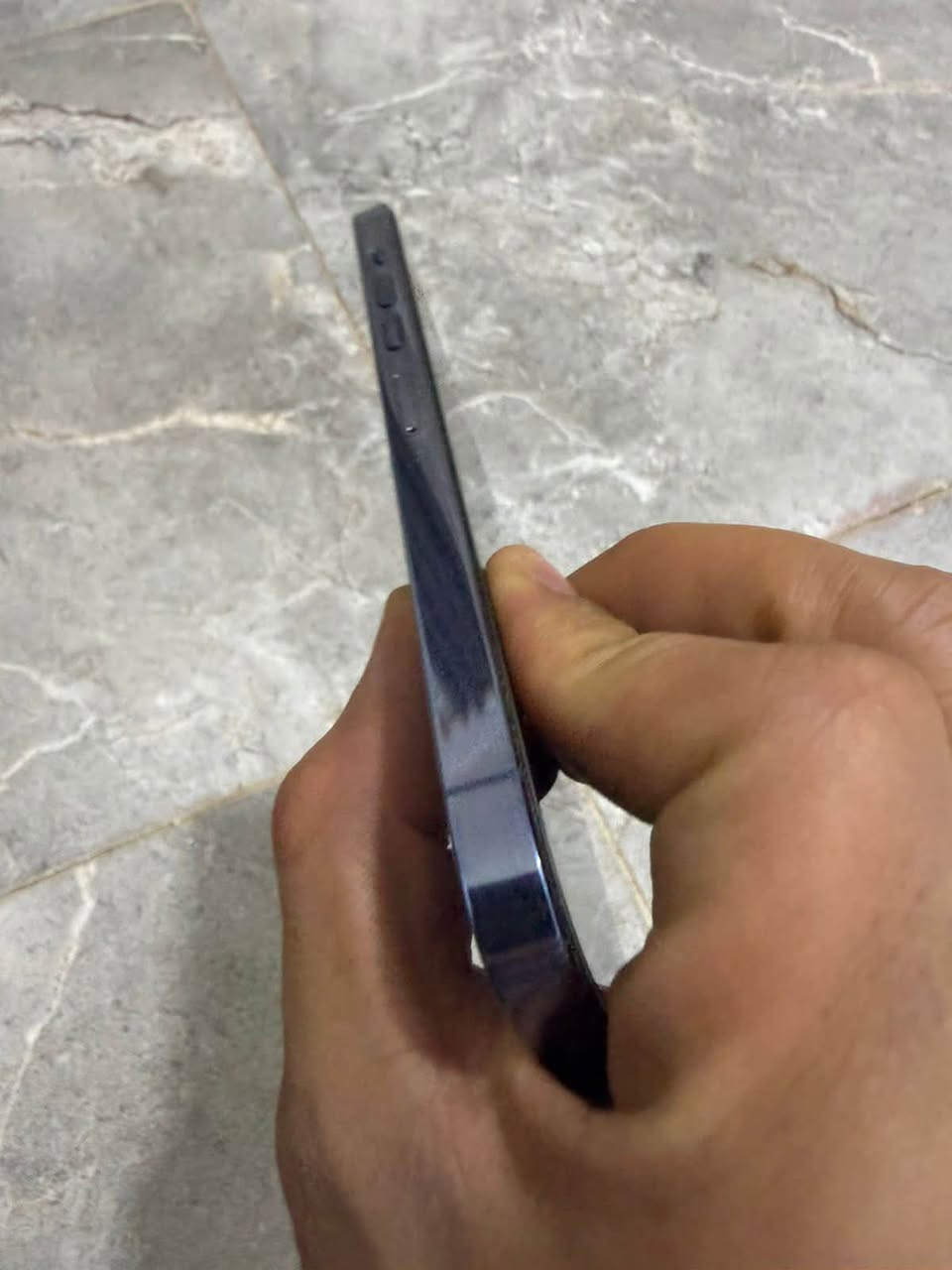 ايفون ١٣ برو ماكس ما مفتوح بطاريه ٨٨ الجهاز نضيف بمعنى الكلمه كامل ملحقات مكاني البصره قضاء شط العرب السعر ٦٥٠ رقمي واتساب *********** فقط الضهر مفلش
