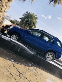 موديل ٢٠٠٥ • امريكي • صبغ عام