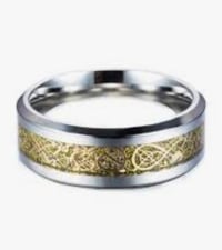 خاتم ٨ملم • تيتانيوم وألياف كربون • نجف