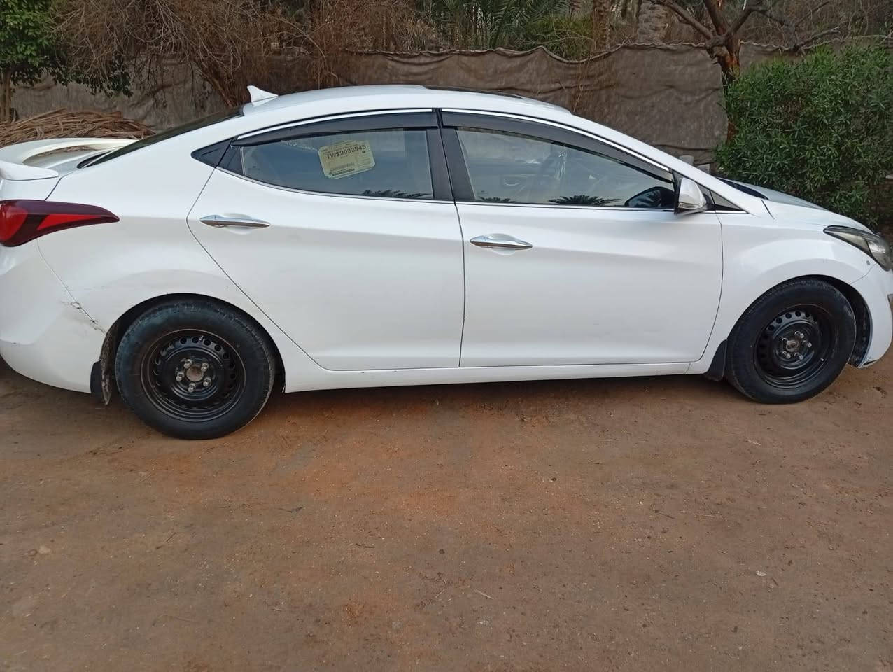 سلام عليكم النتره للبيع موديل 2014خليجي بني رامه محرك 1800 رقم انكليزي سياره بسمي تحويل مباشر سونار موضح بصوره سعر 125ورقه وبيه مجال شي بصيط  رقم خاص ماجاوب ***********
