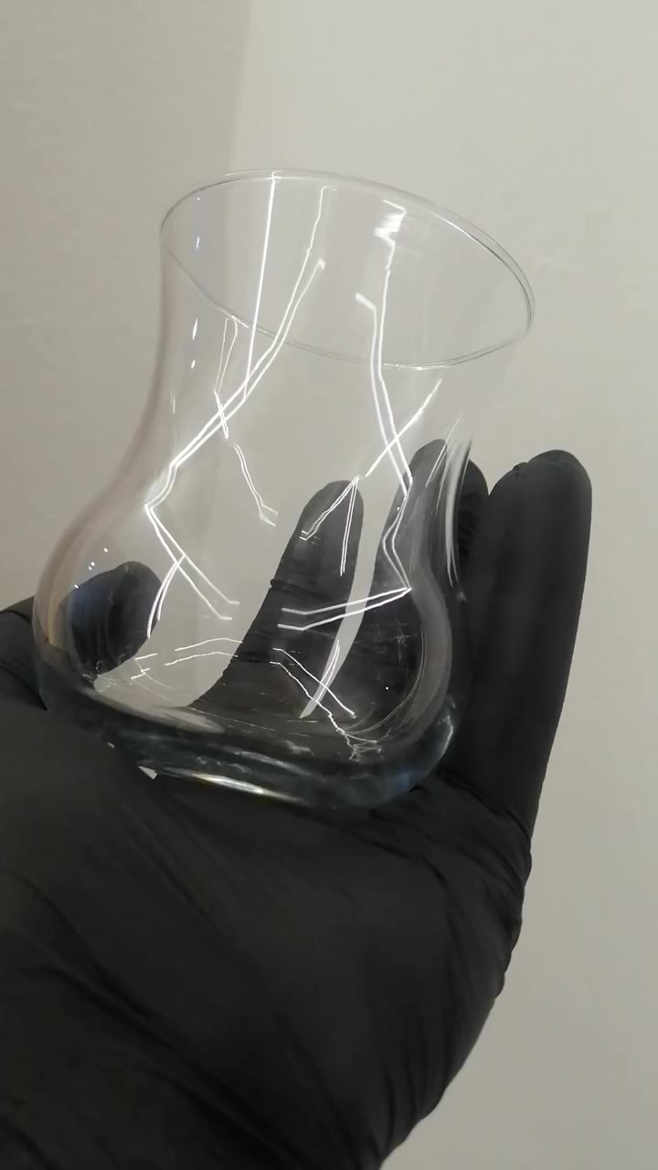 كاسات زجاجيه العدد 26  مشكل أحجام سعر 15 الف مع التوصيل
للحجز واتساب ***********
