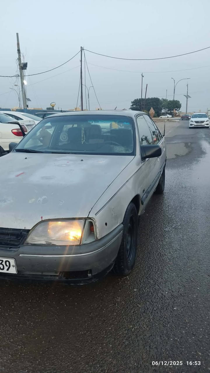 اوبل للبيع حجم 20 شرط محرك وكير سياره مال بيت التراي مالتك البصره حجي تخم تايرات جديده سستم سماعات  +دمام 
موديل ١٩٨٩  
السعر ٢٨ 
***********
