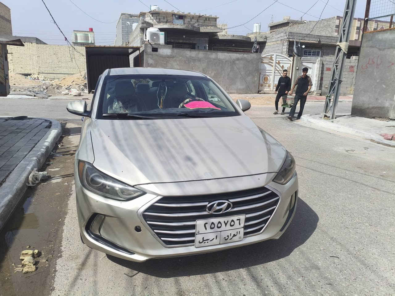النترا2017 أمريكيه حادثها جاملغ وبنيد  بدون دواخل   محرك 2000 كير ومحرك  مكفولات سياره عنوانها كربلاء سعرها 105 وبيها مجال للاستفسار  
***********
