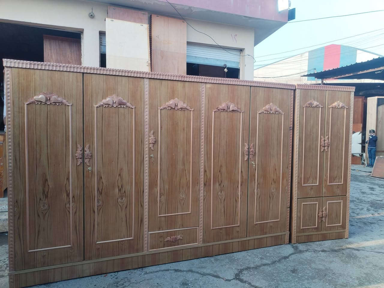 غرفه 5 ابواب. ابراج ناصي نقش زان يدات زان دنكه زان عنوان موصل باب جديد داخل ساحة نادي الفتوه الرياضي مقابل افران السيد *********** رجأ الما يشتري لا يخابر اقساط ما عندي السعر 750 قفل 🔒 السعر ثابت بدون معامله..***********
