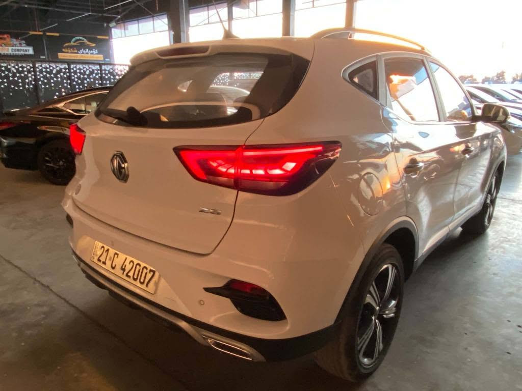 ئێم جی زێد ئێس MG ZS 2024 luxs
فول مواسەفات لاک جێری
پانۆراما و کامێرای 360 کوشن کارەبایی و کوشن جلد و ناو سپی بیلادی
بڕێکی بەسمە و ئۆتۆ هۆڵد و شاشە سفری شەریکەی  mg
سەیارەیەکی پاک و بێ کێشەیە تەنها 52  هەزار کم ڕۆشتووە
پێش و دوای لید LED
لایت عدەسە و  بلاجکتۆر
دوو بەسمەی بیلادی
تەنها دوو پەڵە PDR ی هەیە
دەرگای سەکن و چەمەلەغی دواوەی سایەق
دەعامیش بۆیاخ نییە
بۆ پەیوەندی***********
*********** السليمانية, العراق
