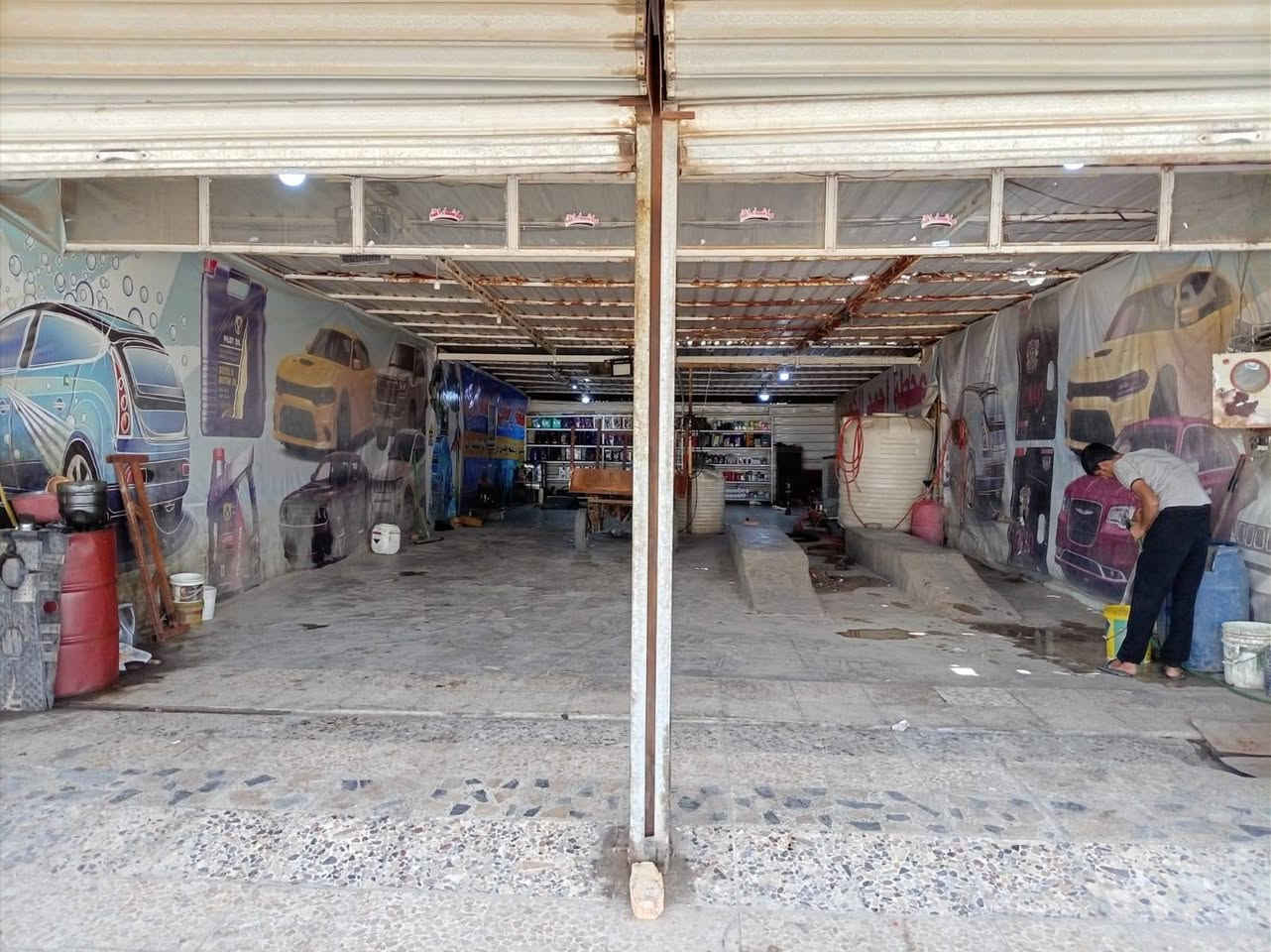محل غسل سيارات وتبديل دهن العنوان حي العسكري
مقابيل مدرسه الرسول  *********** ولمراسله ولستفسار واساب سعر خاص
