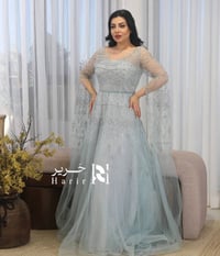 يلبس ٤٦ /٤٨  ملبوسه مره وحده فقط يتوفر خدمة توصيل لجميع محافظات العراق...