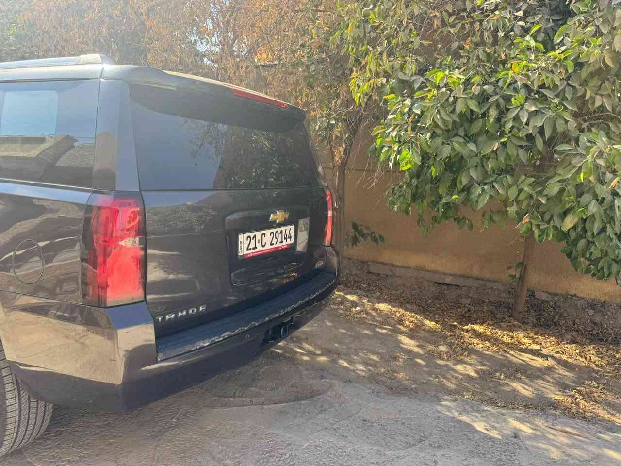 أسلام عليكم تاهو Ltموديل 2016 ماشيه 207 كيلو بدون حادث فقط طخه بالجاملغ الأيسر مصبوغ بدون معجون كير ومحرك مكفولات السياره كلين السعر 30 الف وبيها مجال هذا رقم صاحب السياره ***********
