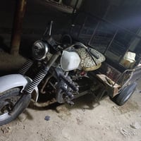 ستوته للبيع كلك جاهزه شغل واطلع اوراقها موجوده بس شاصيها مجروخ السعر 7...