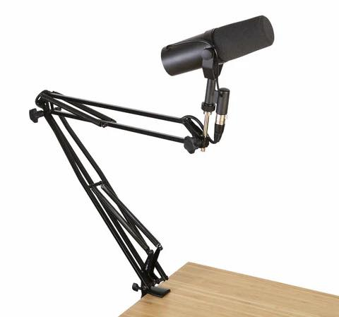 مايك شور للبيع موديل sm7B 
اخو جديد مستخدم شيء بسيط باقي ٧ شهور ضمان 
مع ستاند بودكاست هدية 🎁 سعر مناسب جدا 

متوفر خدمة توصيل 🚚 
***********
