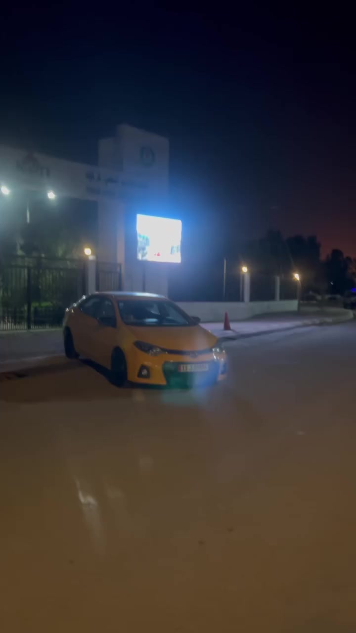 سلام عليكم كورلاS2014فول فول مواصفات رقم بغداد مشروع وطني حادثها جاملغين وبونيد ولغد مصلح صور حادثها موجود سعر130وبيها مجال للشراي***********
