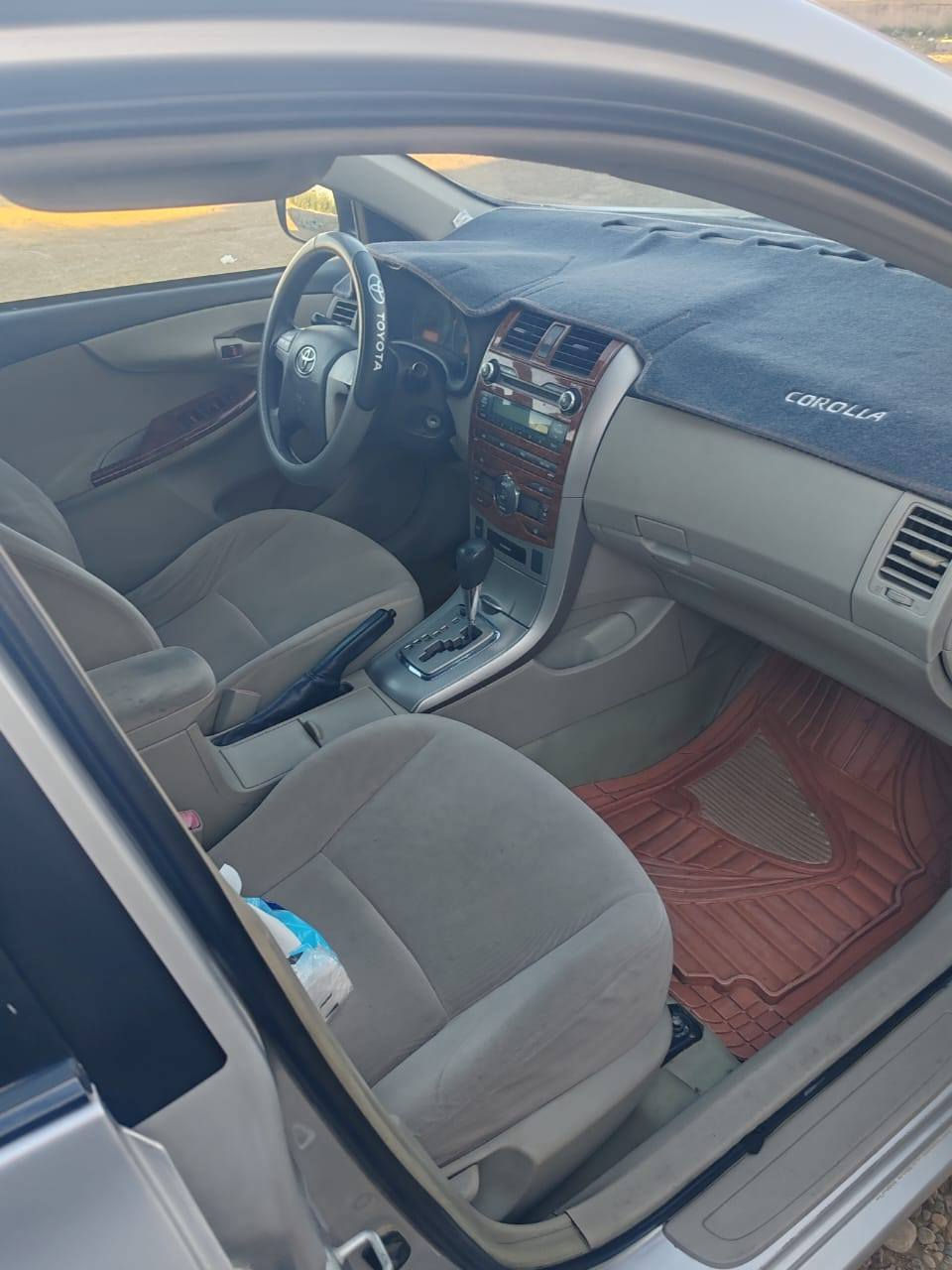 كورله ٢٠١٣ خليجيه مكفوله رقمه أربيل رقمه أنكليزي بسمي محركه ١٨٠٠ الون سلفر مكان السياره بغداد األسعر ١٣٥ ورقه
*********** بي وتساب
