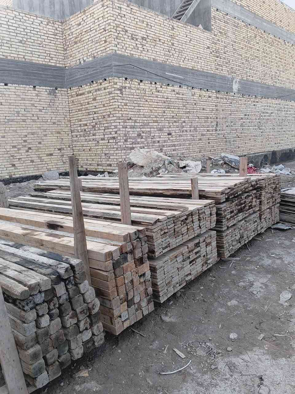 السلام عليكم قالب خشب للبيع العدد 11مكعب ونص شغله وحده المكان بابل الأستفسار ***********
