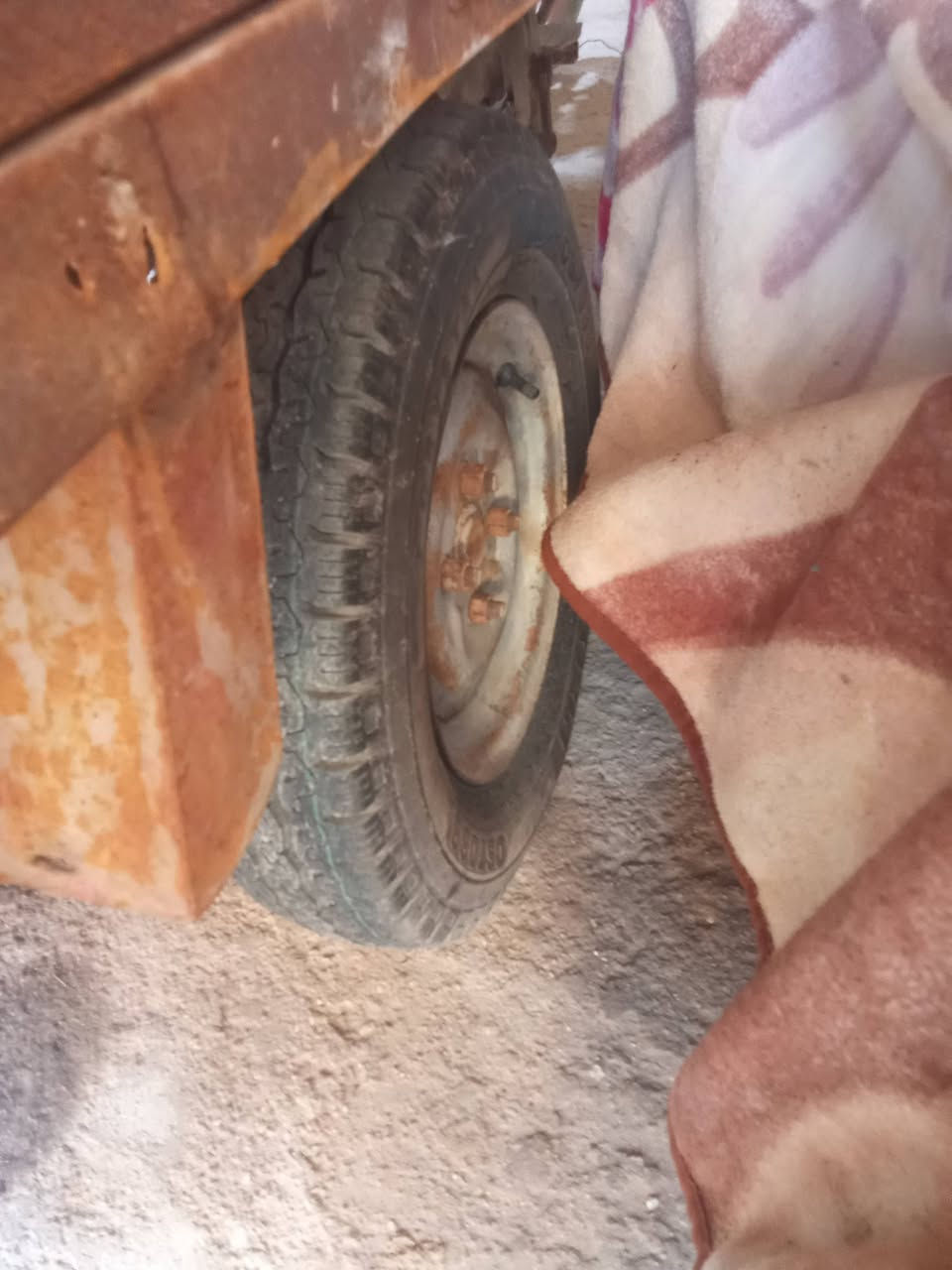 ستوته ام تي ار محرك جديد برغي مامفتوح شاصي نضيف بدي نضيف كهربائية كله تشتغل لايت هورن سلف هندر شغاله مابيه اي نقص رقم اسود وكاله بيه راعيها موجود كلشي ماتخسر عليها كلشي جديد *********** مكاني أبو الخصيب حي العسكري سعر 800 وبيه مجال قليل
