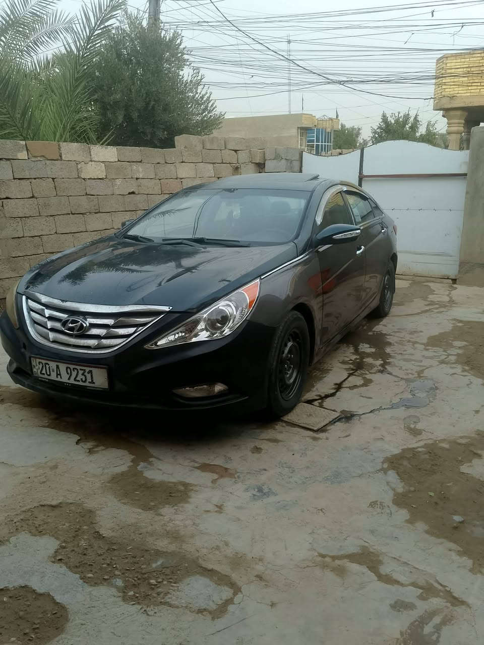 للبيع سوناتا موديل 2011 فول مواصفات بصمه فتحه مواصفات حلوه مصبوغه عام جماليه صفايح موس سياره مال جناي مكينه 2400 جيدي اي مكينه وكير وتبريد وتخم تاير بشرط لونهه ازرق نيلي سياره مثل مابصور واضحه سنويه بسمي مشروع وطني هزه جديده السعر قفل 80 نهايتهه الموشراي لايتعبني اخوان عنوان بغداد بجسر ديالى الجديد ***********
