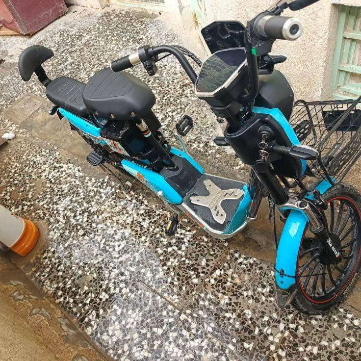 سلام عليكم بـاسـكـل 11Gشحن البيع نضيف قليل ستخدام  اربع بطاريات شاحنه موجوده  المكان كربلاء السعر   350 وتفاوض خاص او وتساب  ***********
