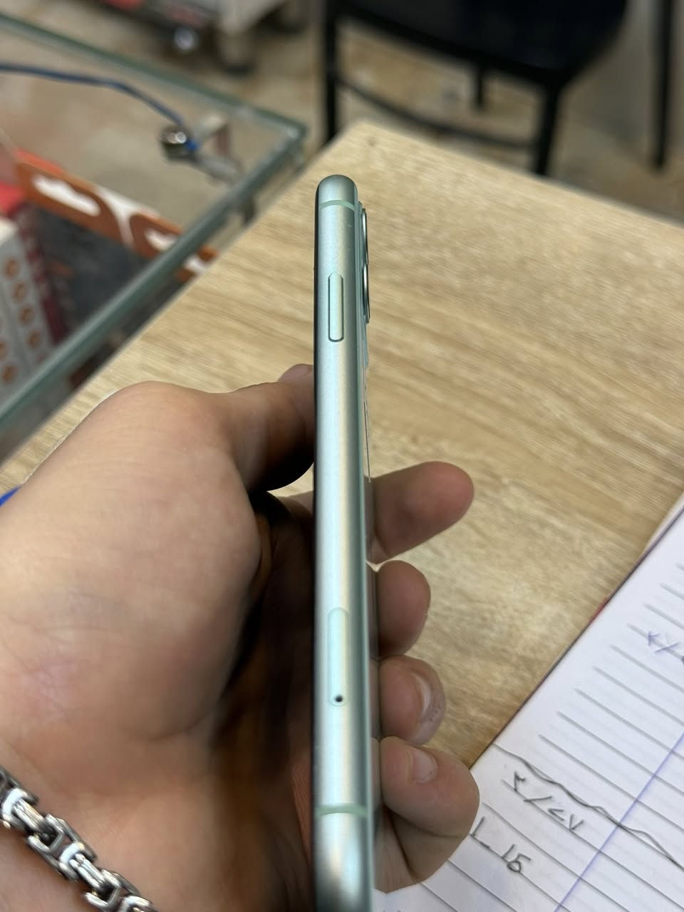 iPhone 📱 11
السلام عليكم إيفون 11 عادي الجهاز لوووك جديد بمعنى الكلمه بطاريه 92نموذج M ذاكرة128 الجهاز نضيف زلغه مابي السعر 275 وبي مجال بسيط مكاني بغداد ***********
