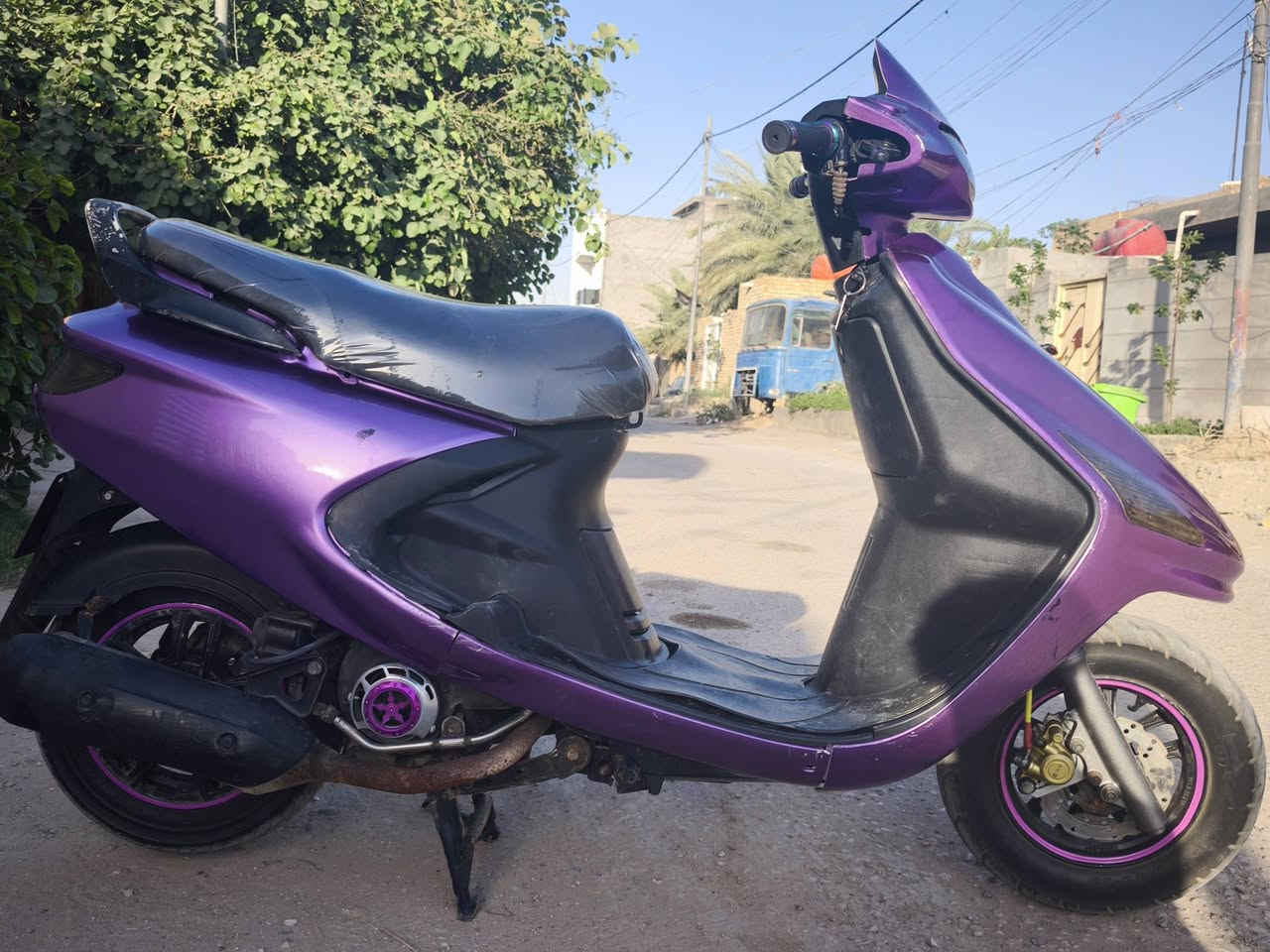 دراجه فراشه فحل حاويه للبيع
مكينه ناعمه و ما مفتوحه ومزوده رياضي بالكامل شغاله نكرا سلف وهندر السعر 650 وبيه مجال للطيبين 🥀💜💫


**إذا كنت صاحب هذا الإعلان وتريد حذفه لأي سبب، رجاءا أرسل رسالة إلى الدعم الفني**