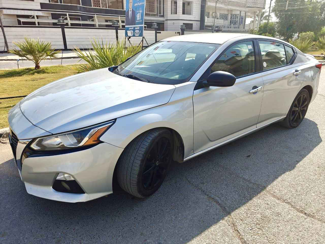 السلام عليكم 

نيسان التيما 2020

رقم اربيل بأسمي 

ماشية 120 كيلو

مواصفات S 
لايتات زينون
كشن كهرباء
رادار امامي 
بصمة
تشغيل عن بعد 
ويل 18
وباقي مواصفات الS المعروفة 

حادث السيارة 
بدوووون ايرباك بچم كبس
حادث خلفي صندوق مبدل والجاملغات الخلفية
مصبوغة
وصار بيها حادث بسيط بالعراق 
باب السكن الامامي تبديل بأصلي وكالة
وباب السكن الخلفية صبغ 
والجاملغ الامامي جهة السكن جتي السيارة من اميركا بيه كلير 
صور حادث امريكا وصور حادث العراق وكل مراحل الصبغ والتعمير موجودة
ورقم الشاصي موجود بالمنشور 

السعر 130 وبيها مجال بسيط ان شاء الله
مكان السيارة / اربيل 
*********** واتساب
*********** أربيل, العراق
