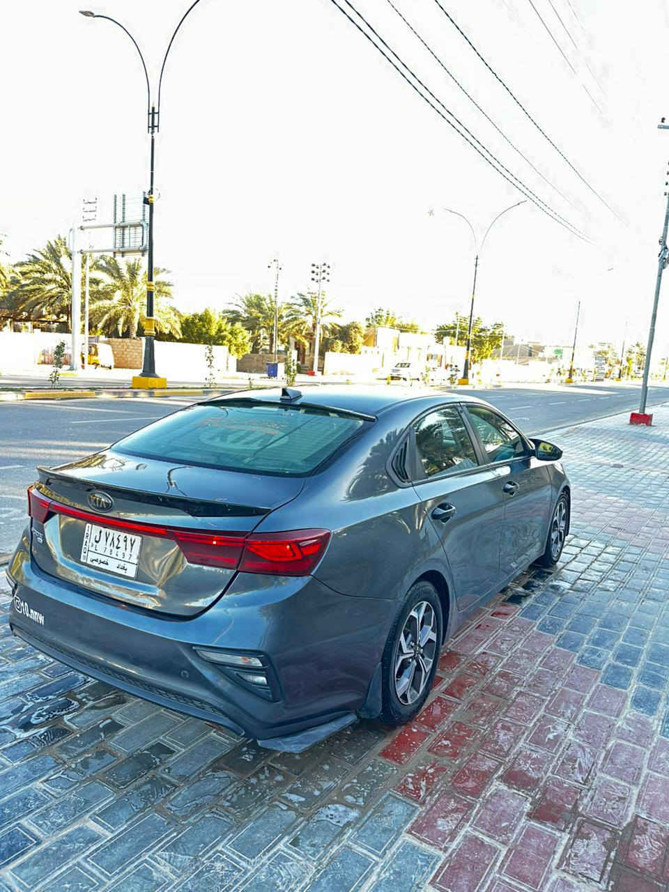 فورتي ٢٠١٩ لون رصاصي  رقم بغداد سنويه ما ساقطه عقد مروري موباشر (راعيه يريد تحويل)  محرك ٢٠٠٠ دوش المرغوب(مكفول) كير AT المرغوب (مكفول) حداديه ١٠٠% تبريد ثلج تدفئه شغاله تايرات نضيفات باتري جديد غرفه نضيفه ع وضع لشركه نص فول شاشه كامره دواره وضعيتين قياده سبورت وعادي رادار أمامي وخلفي وجانبي كروز مانع نزلاق حساس تايرات تحديد مسار لايت زنون اصلي قياده ذاتيه كشن حضن سستم كامل سبايدر غلاف مري غلاف يدات ريش خلفيه برده خلفيه ويل كب وبيه بعد مواصفات ماشيه ١٢٠ حادث امريكه جاملغ  وبنيد وخشم لجاملغ لثاني وبل عراق باب كلير أثر شخط  ليبل واحد ما عده لبنيد مبدل      (يعني ٤ قطع صبغ)  ايرباك دركه فقط بدون دواخل لسعر ١١٢ وبيه مجال قليل سعر بلاش جوه لسوك بسعر ل ٢٠١٣  مكاني كربلاء اقره التفاصيل وخابر كلشي مذكور  ***********  بيع فقط لخاص مغلق وبخدمتكم
